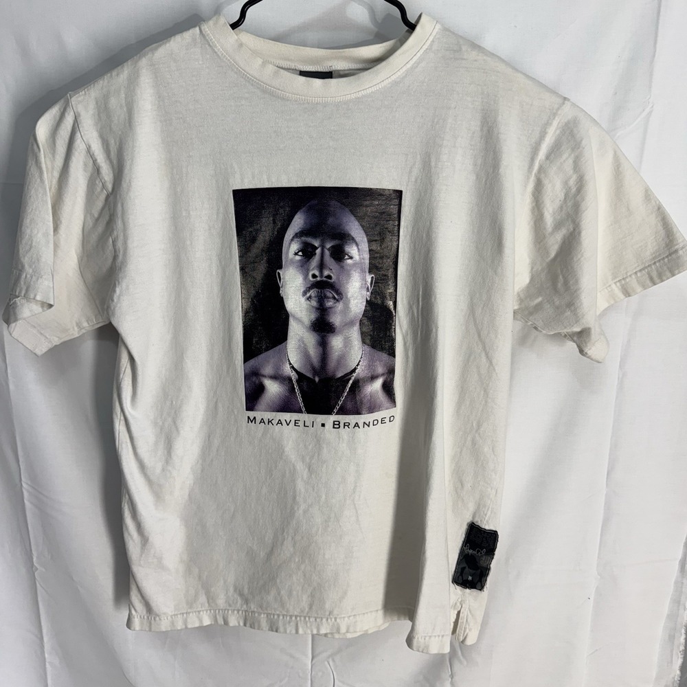 Makaveli Branded Men’s Short Sleeve Graphic Tee in White